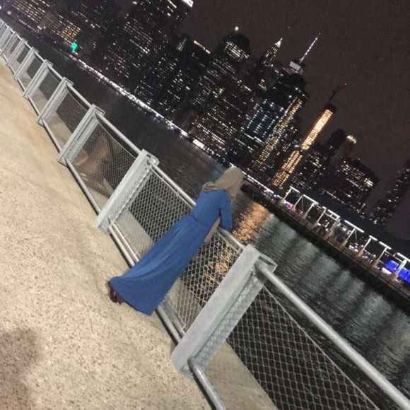 Meet your Posher, Jameela - Picture 1 of 1